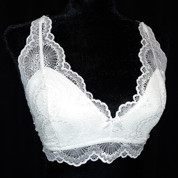 Jenni Other - NWOT Lace Bralette